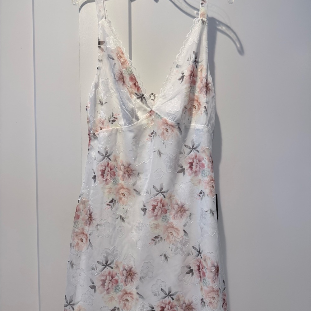 Lulu's Floral Lace dress - White w/ Pink and soft yellow flowers.  $25 small